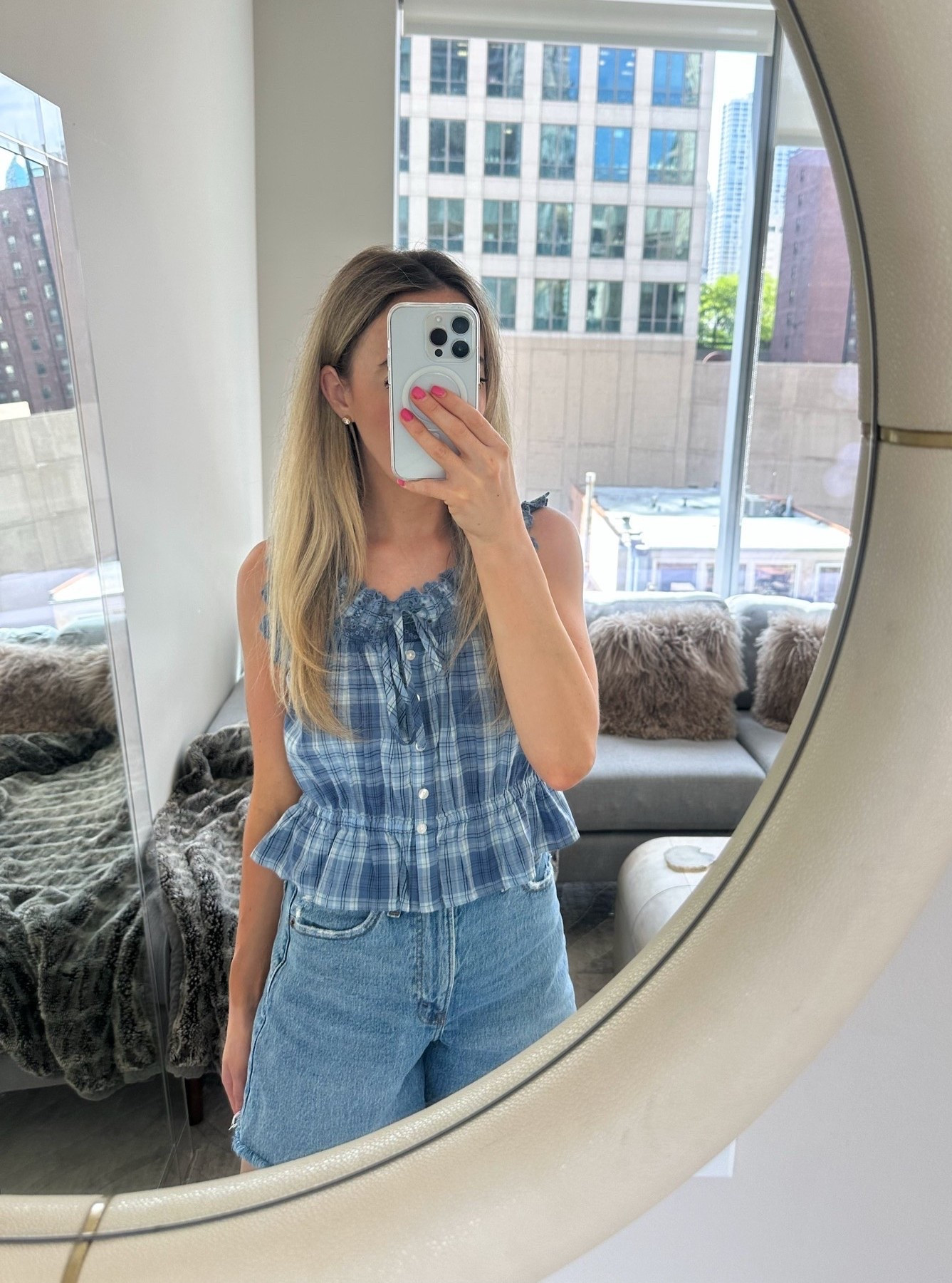 Chicago: Daily Outfit : entire outfit is on sale this weekend 
- top is 20% off, denim shorts are 30% off ++ additional 15% off with code AFSUMMER, earrings are 15% off

#LTKootd #LTKSaleAlert #LTKgrwm