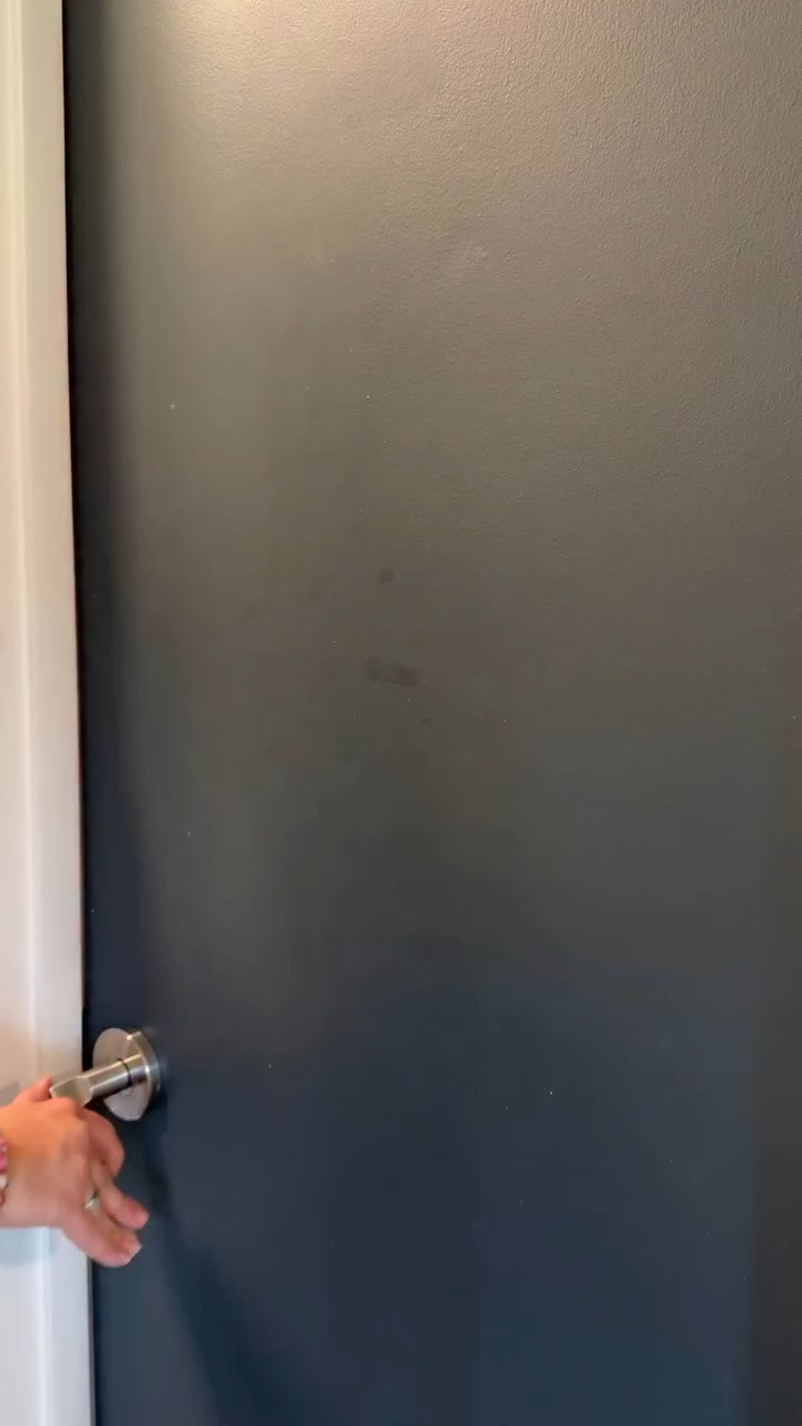 This is our primary bathroom & she’s tinyyyyyy so I try to keep her clean & minimal!! 🛁🧼

Everything I used to clean- @zepusa @cleanwithpinkstuff @ocedarclean @methodproducts @levoitlifestyle 
#cleaningasmr #asmrsounds #bathroomclean #cleanwithme #cleaningmotivation