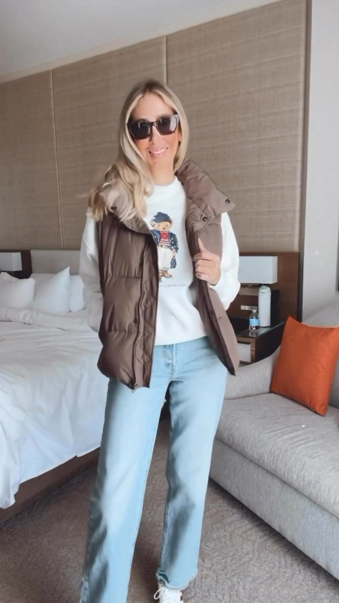 Casual and warm outfit idea for Disney 
All run tts. Wearing a size small on tops and 27/ 4 for pants




#LTKStyleTip #LTKU #LTKSeasonal