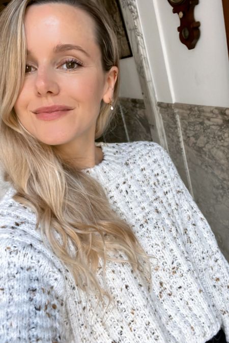 It’s finally sweater season 🍁

Found this affordable cozy sweater that feels high quality - the perfect fall sweater. Paired with my favorite Charlotte Tillbury lipstick and opal hoop earrings. Also linked out my new favorite eye brow gel.

US links are first below!

#falloutfit #workoutfit #cozyseason #sweaterseason #fallfit #fallootd #fallvibes #wintervibes #fallmakeup #thanksgivingoutfit #mango #ltkbeauty

#LTKeurope #LTKSeasonal #LTKunder100