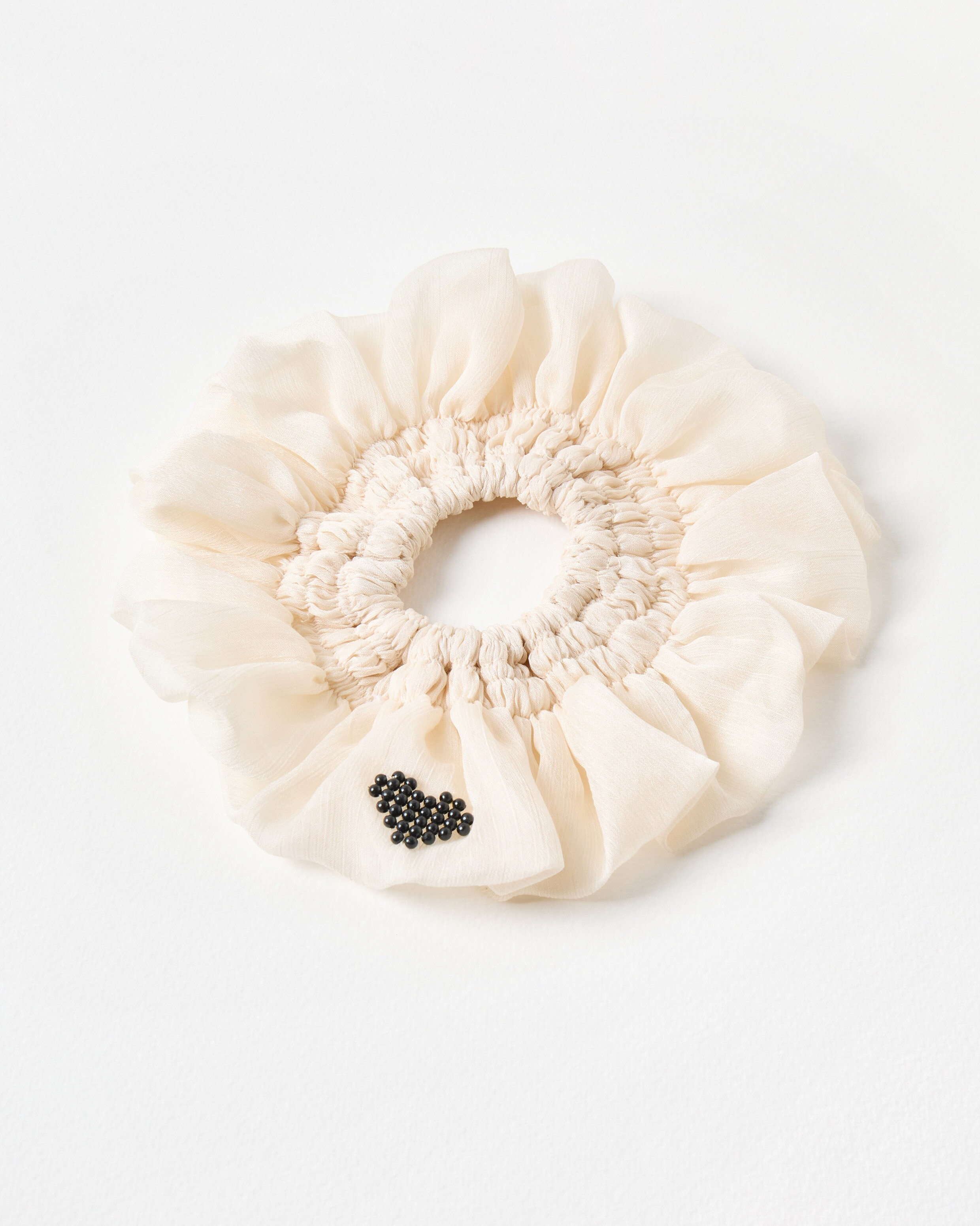 Paylen Black Heart Detail Ruched Large Scrunchie | Oliver Bonas | Oliver Bonas (Global)