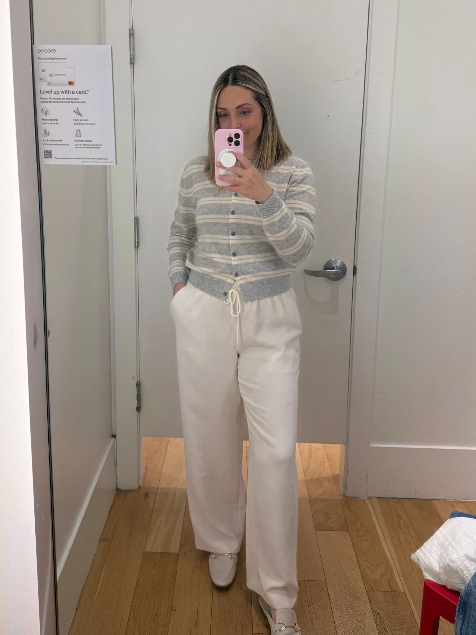 What I wore to work today!  Love this cashmere cardigan and these pants are my go to work pants!!  Basically wrinkle free and so comfy! 
@Aritzia #aritzia 

Size mediums in both top and pants!

#LTKWorkwear #LTKootd