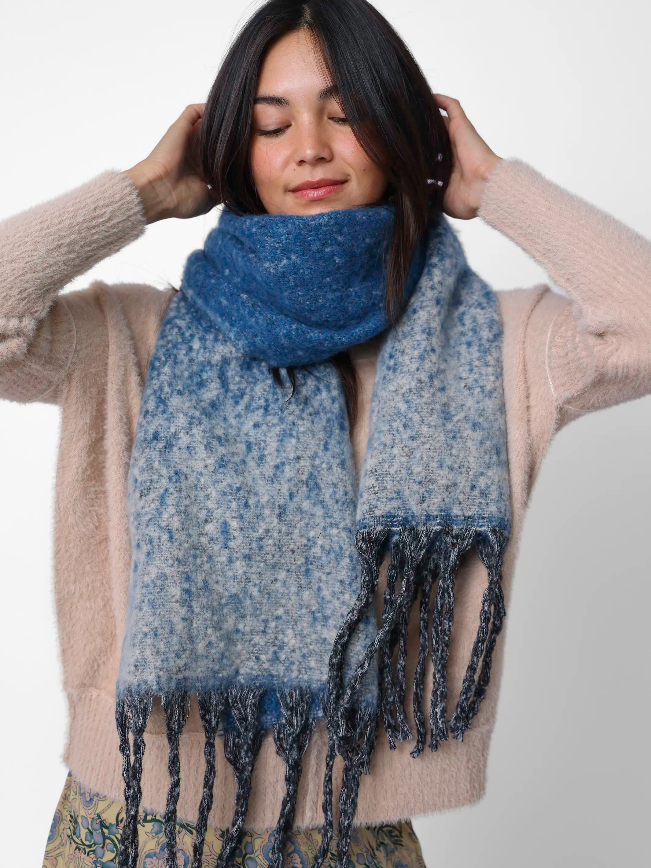 Cuddle Up Cozy Scarf | Natural Life