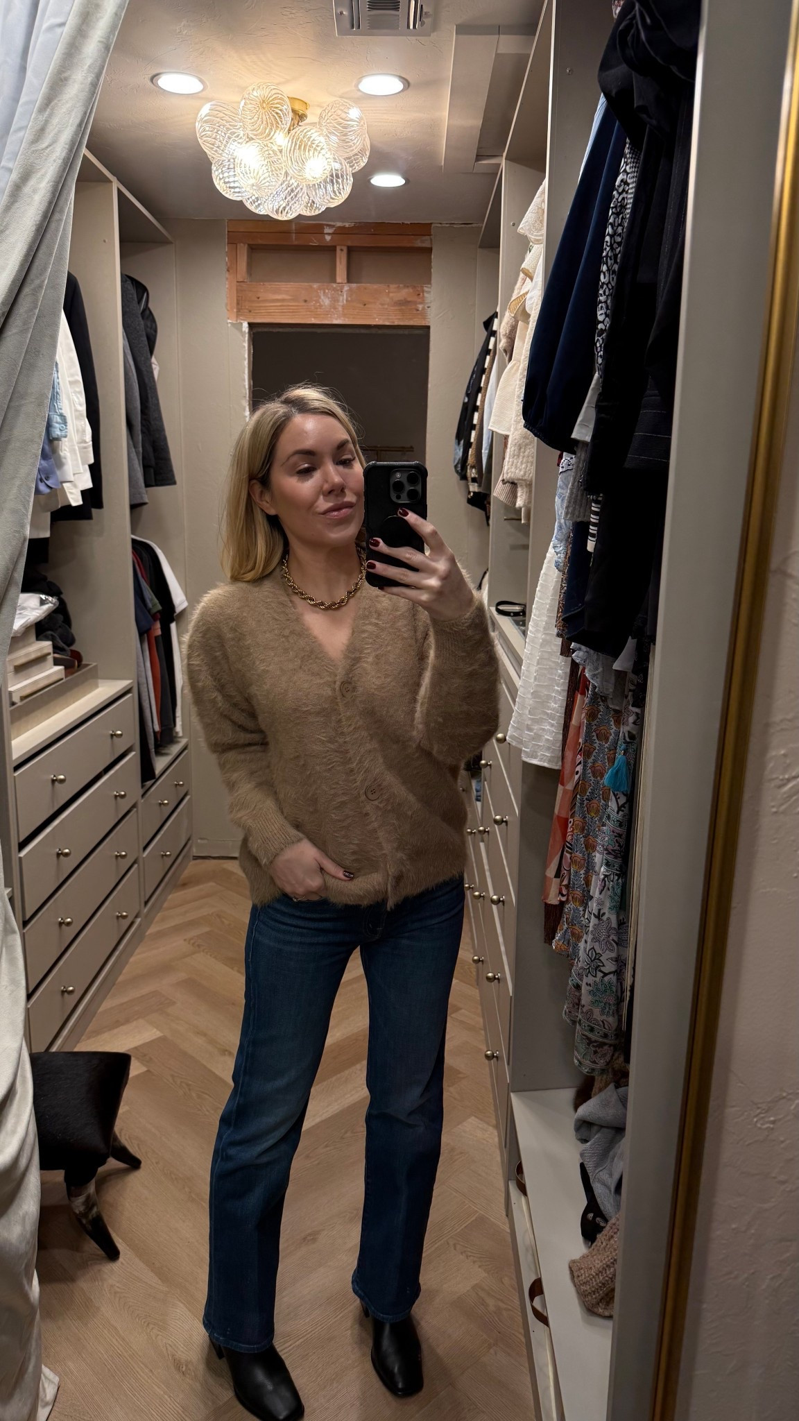 Amazingly soft sweater from Amazon
Love these jeans - run TTS


#LTKootd #LTKBeauty #LTKFindsUnder50