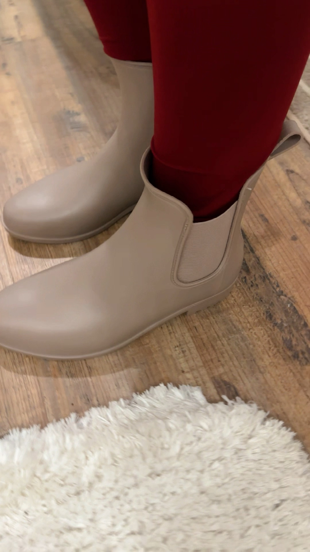 Neutral Boots! 

Target finds | shoes | beige | merry and bright | Christmas sweater | red wine leggings 

#LTKFindsUnder50 #LTKStyleTip #LTKHoliday