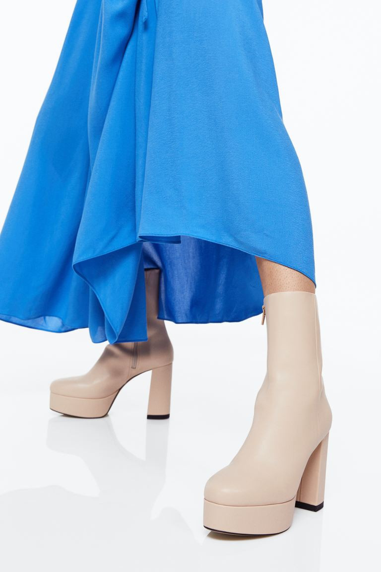 Platform Boots - Light beige - Ladies | H&M US | H&M (US + CA)