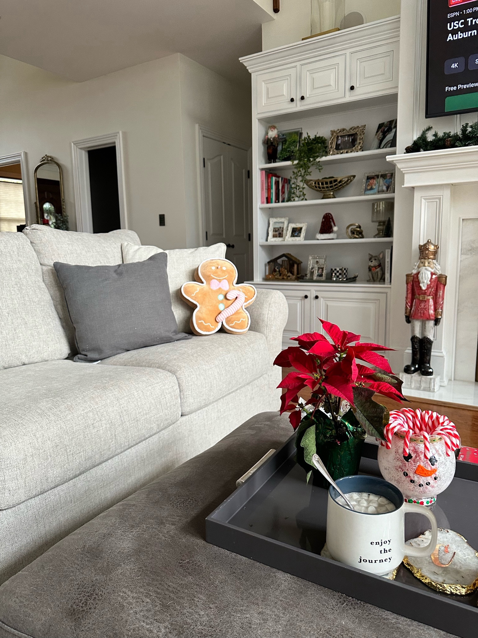 Hot cocoa on the couch kind of Sunday 

#LTKHoliday #LTKhome #LTKSeasonal