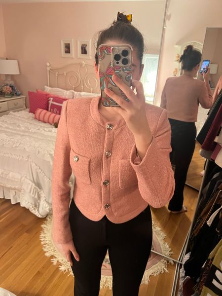 Pink blazer, pink lady jacket, pink tweed jacket, spring workwear, spring blazer, spring jacket, office outfit, office stylee

#LTKSeasonal #LTKstyletip #LTKworkwear