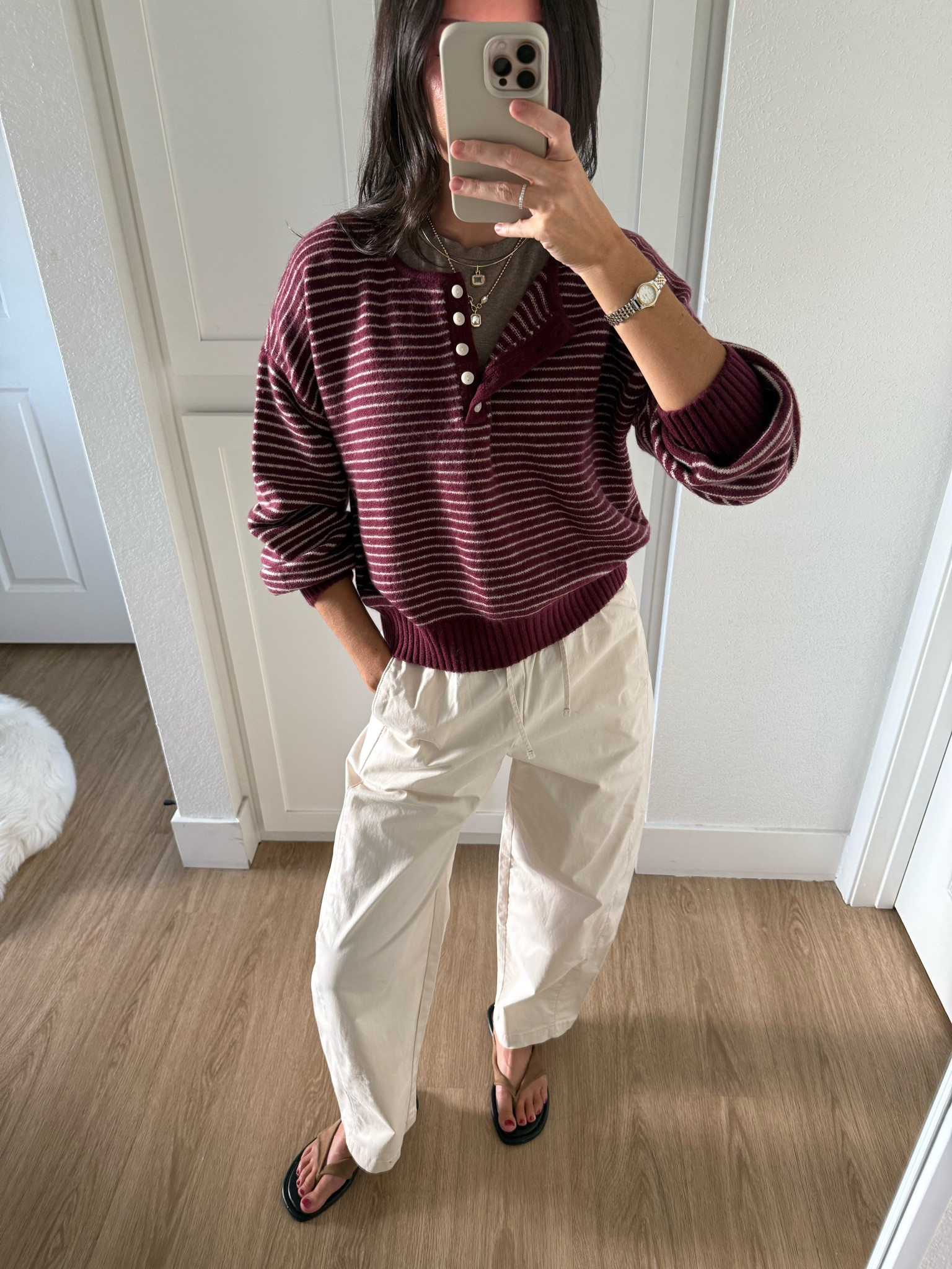 Comfy but still put-together outfit! I am 5’7” wearing size XS in the sweater and XS regular in the barrel pants! Code FALLAF stacks for an extra 15%!