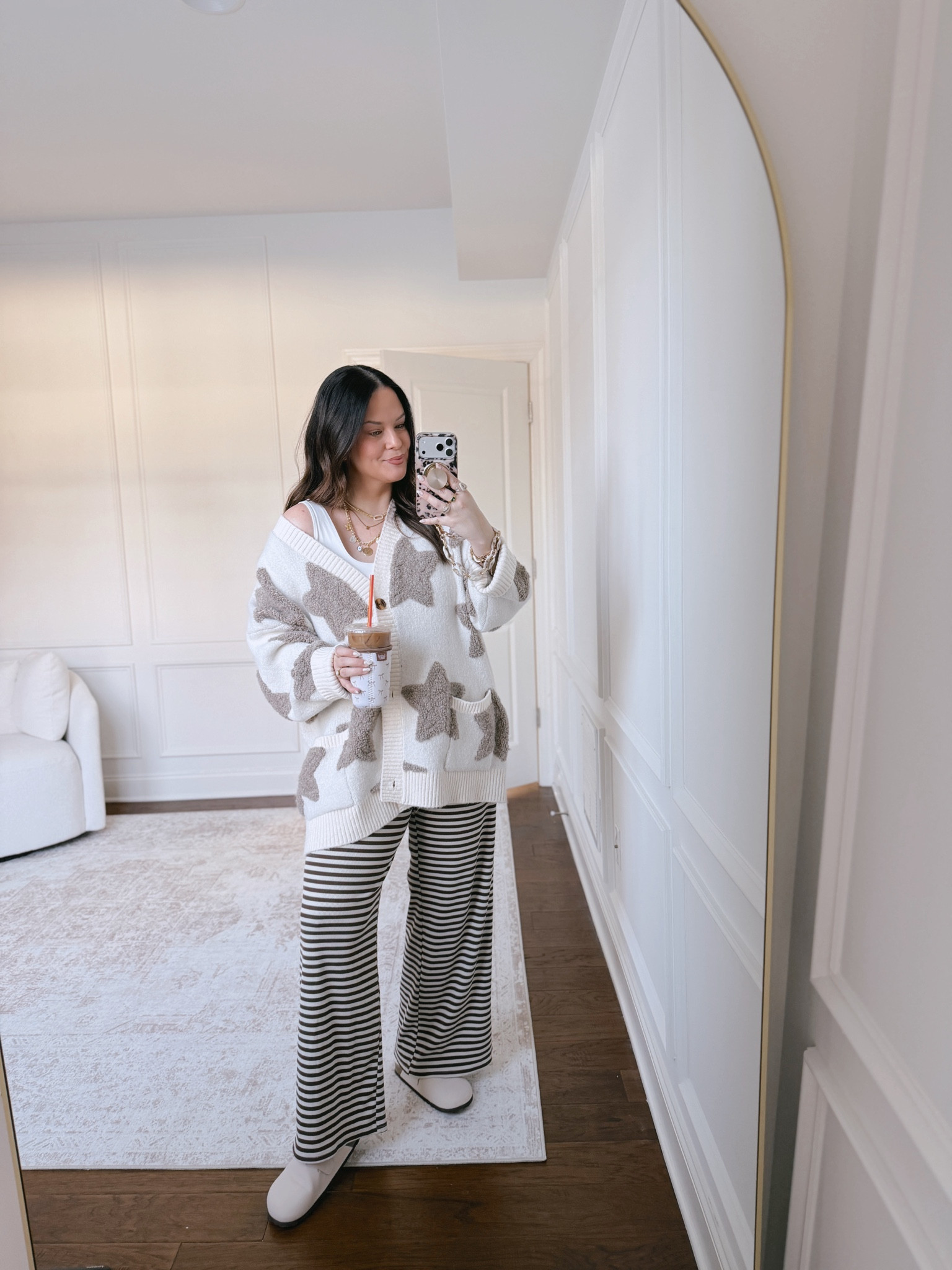 Casual OOTD.. wearing a large in everything 

 

#LTKootd #LTKMidsize #LTKFindsUnder50