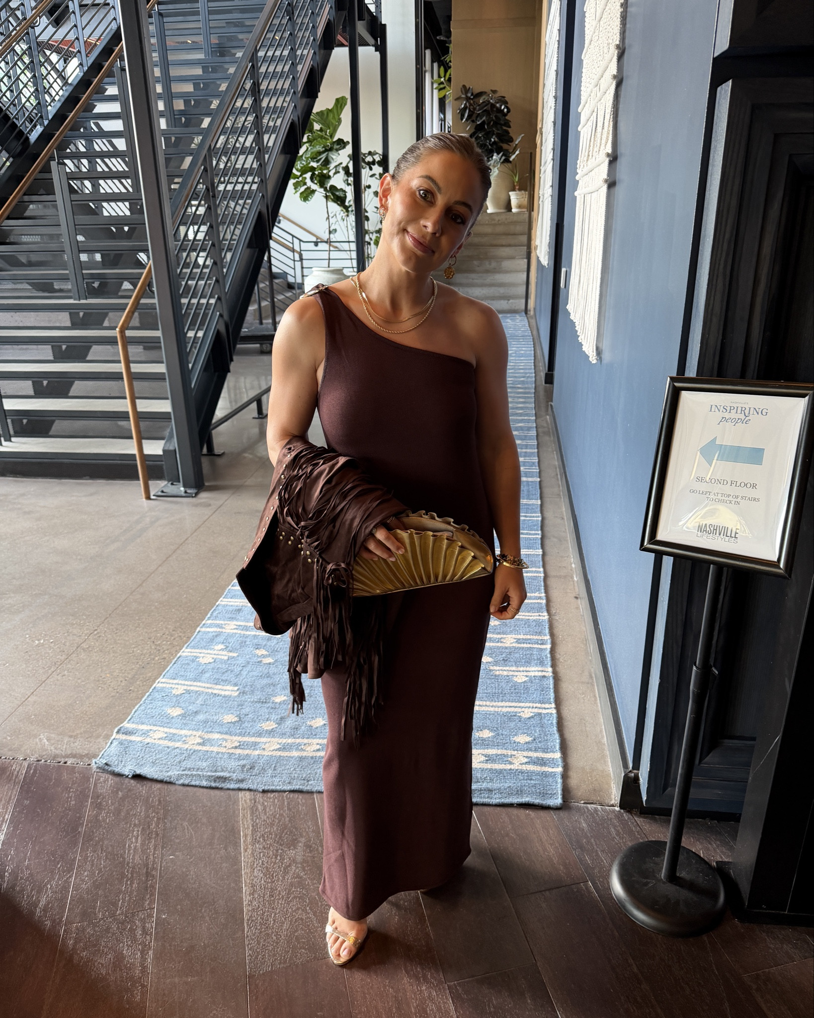 I am loving brown right now! This jacket is from Kittenish & linked similar dresses too! 

#LTKU #LTKootd #LTKmomlife