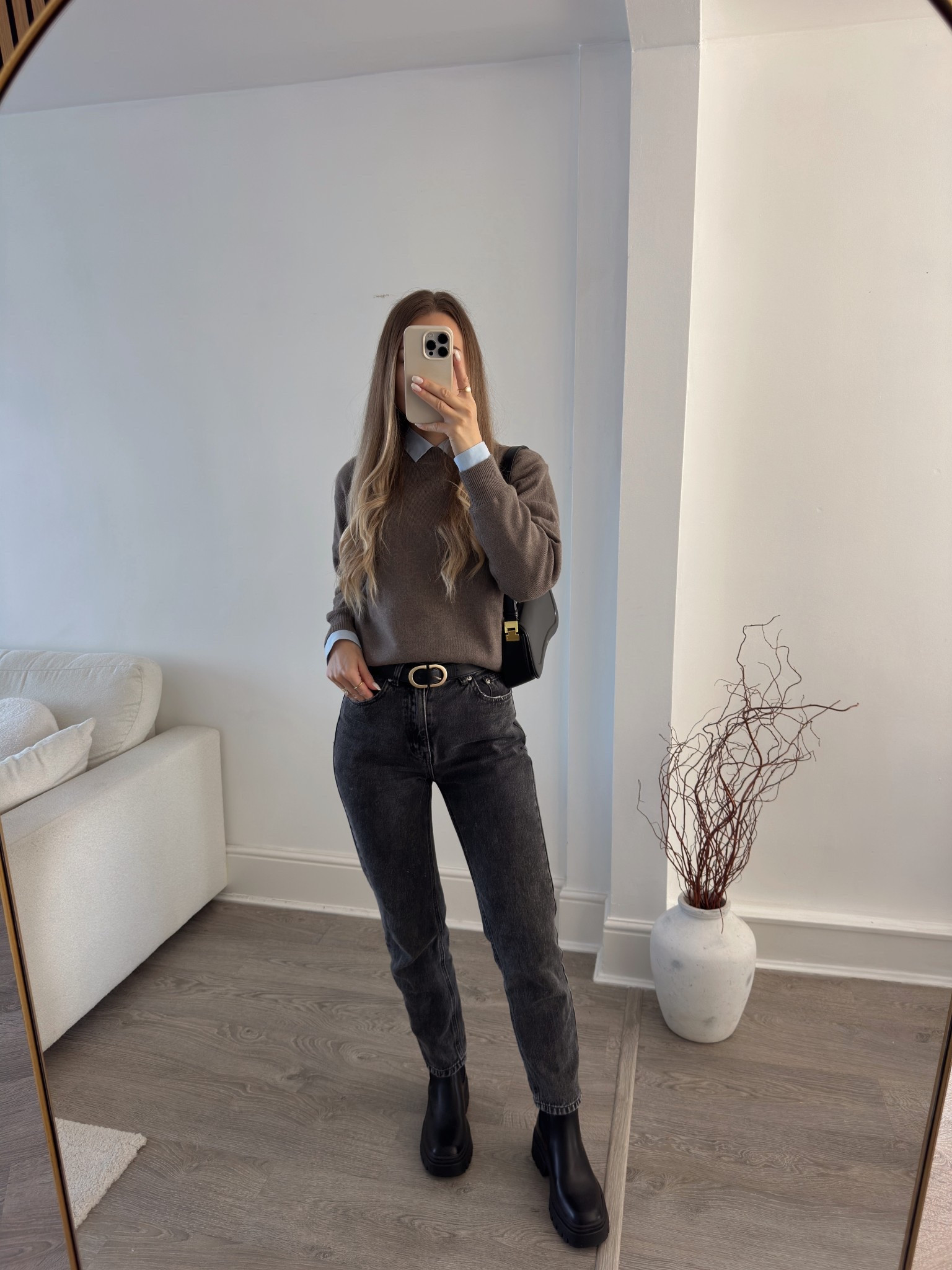 Smart casual and simple, my go-to realistic autumn outfit 

This jumper colour is everything!obsessed 😍

#LTKwinter #LTKautumn #LTKeurope