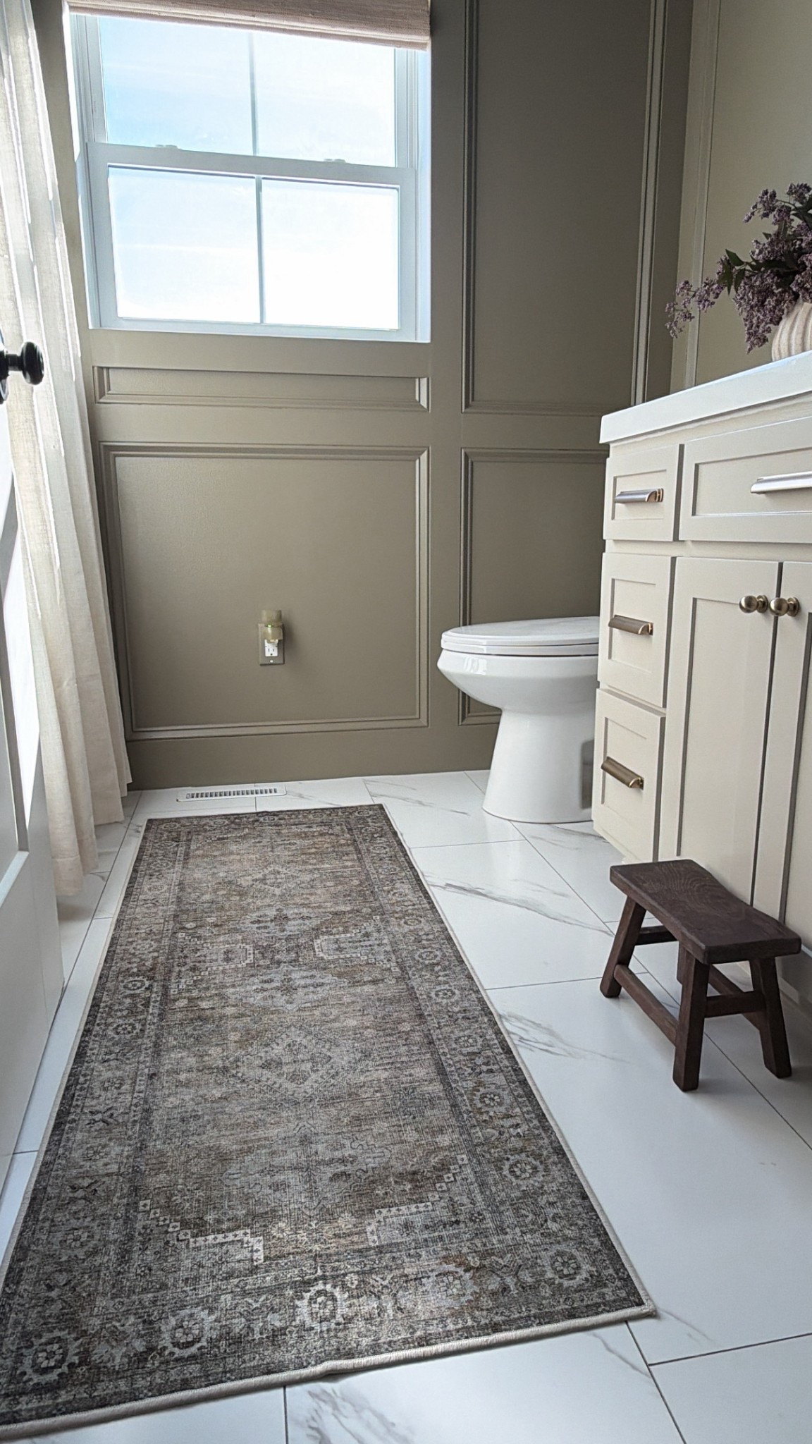 Washable runner rug for my bathroomm