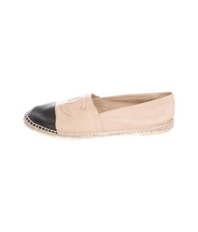 Chanel Lambskin CC Espadrilles beige Chanel Lambskin CC Espadrilles | The RealReal