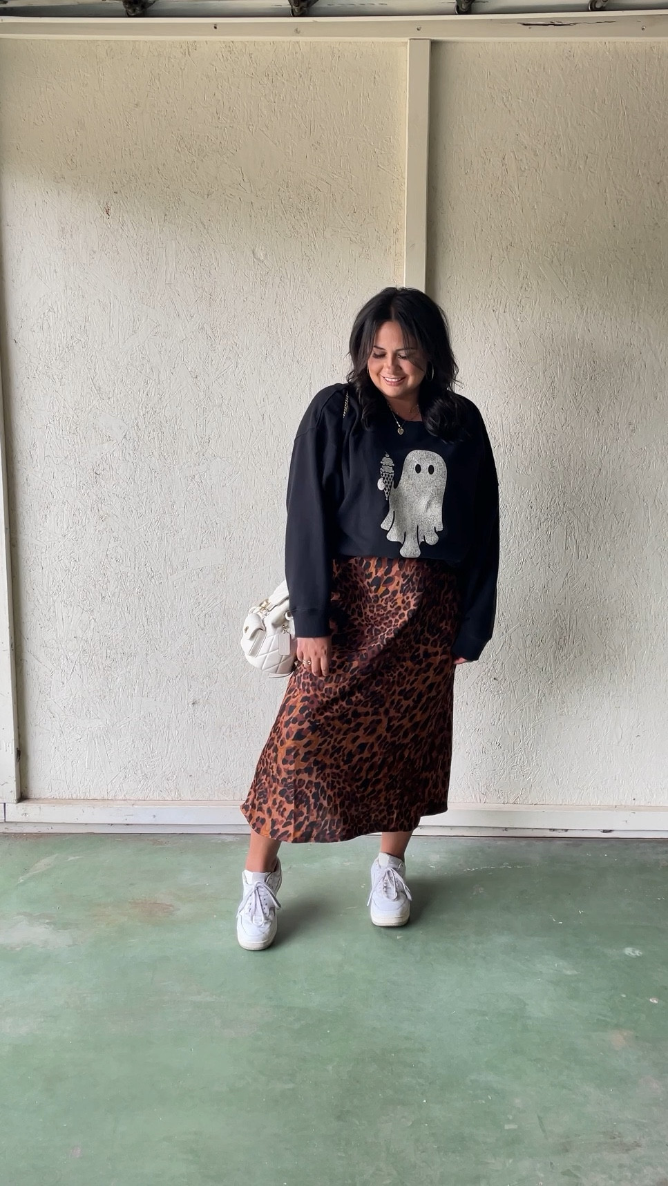 { augtober ❥

*linking this year’s version of the ghostie crewneck - it’s so cute!! I took a Large.  
• COACH Tabby Backpack with Quilting in Nappa Leather / Brass / Chalk 
• a new day Maxi Slip Skirt in Brown Leopard Print - M 
• Nike Gamma Force Casual Sneaker in White, Phantom - 8.5

Casual Midsize Style . Midsize Fall Fashion . Modern Rez Girl Aesthetic . Native American Content Creator } 

#LTKMidsize #LTKVideo #LTKItBag