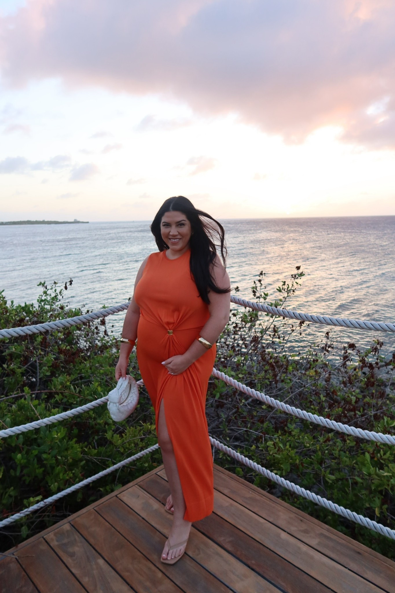 Love to pack this dress for vacations - also comes im two other colors 

#LTKootd #LTKMidsize #LTKTravel