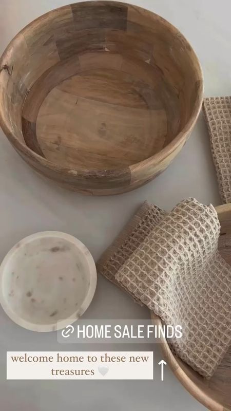 Wood serving bowls, 2 colors & sizes // dish towels // Nordstrom home finds 

#LTKxNSale #LTKunder50 #LTKhome