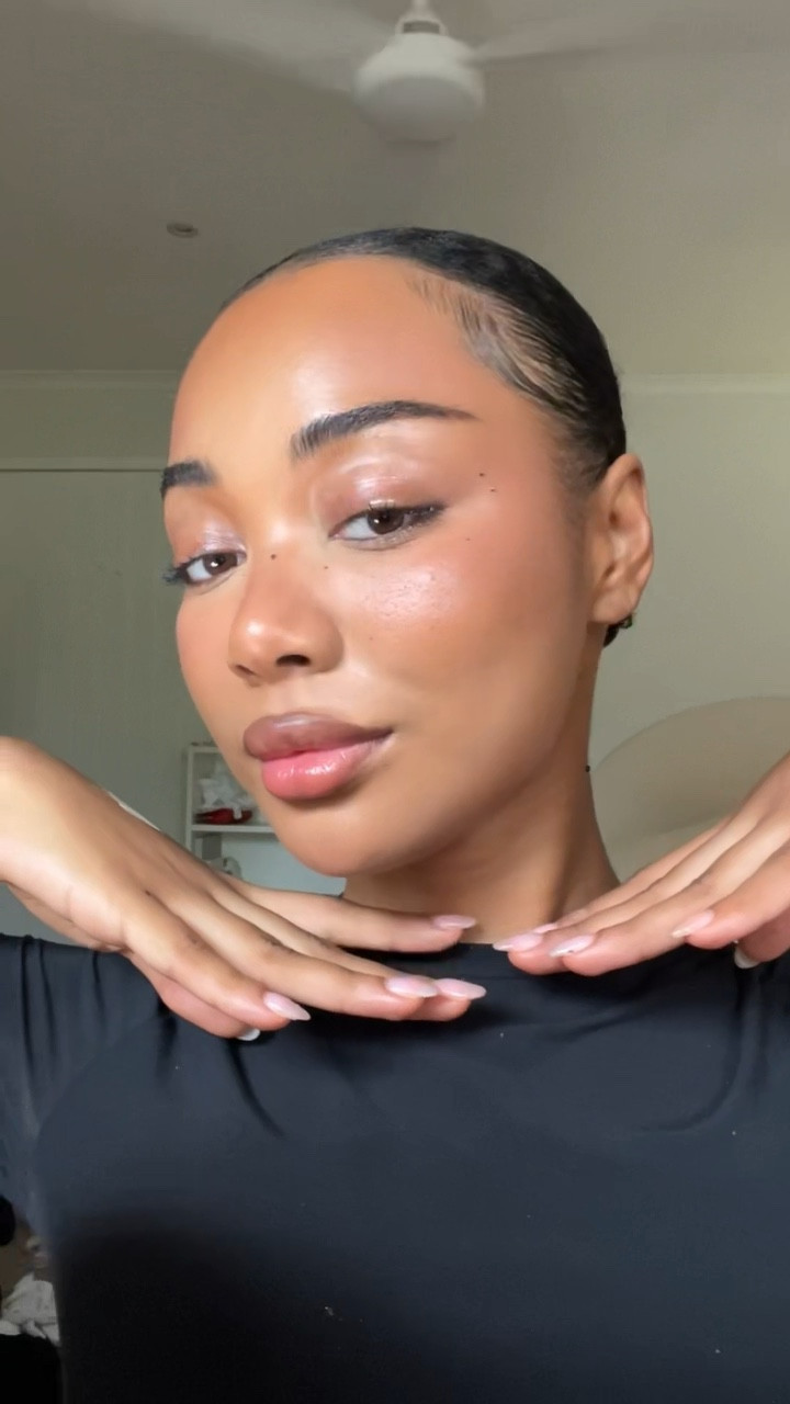 My flawless base routine 🧴🎀 Comment for any product details  xxx                                                    

Products used below 👇🏽

Primer: @milkmakeup hydrogrip & @Maybelline NY baby skin
Colour corrector: @Bobbi Brown 
Foundation: @NARS Cosmetics 
Concealer: @Too Faced 
Cream bronzer: @Kosas 
Cream blush: @Rare Beauty owder: @Laura Mercier loose powder in honey 
Blush: @Charlotte Tilbury pillow talk face palette
Lips: @Fenty Beauty lip liner & @MECCA MAX stain
Setting Spray: @Morphe Cosmetics & @urban decay all nighter 
@MECCA @sephora  #makeuptutorial #makeupgrwm #australia #beautyfavorites

#LTKbeauty #LTKaustralia