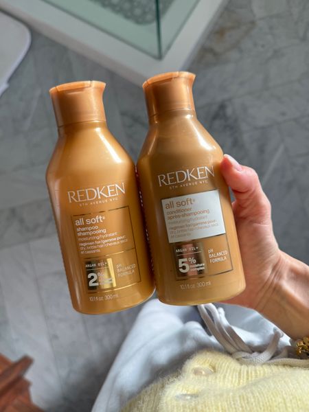 My favorite Redken products are on sale during their friends and family sale! Use code FF24. My favorites are linked here! #RedkenPartner 