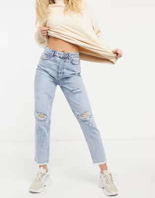 New Look acid wash ripped mom jeans in light blue | ASOS (Global)
