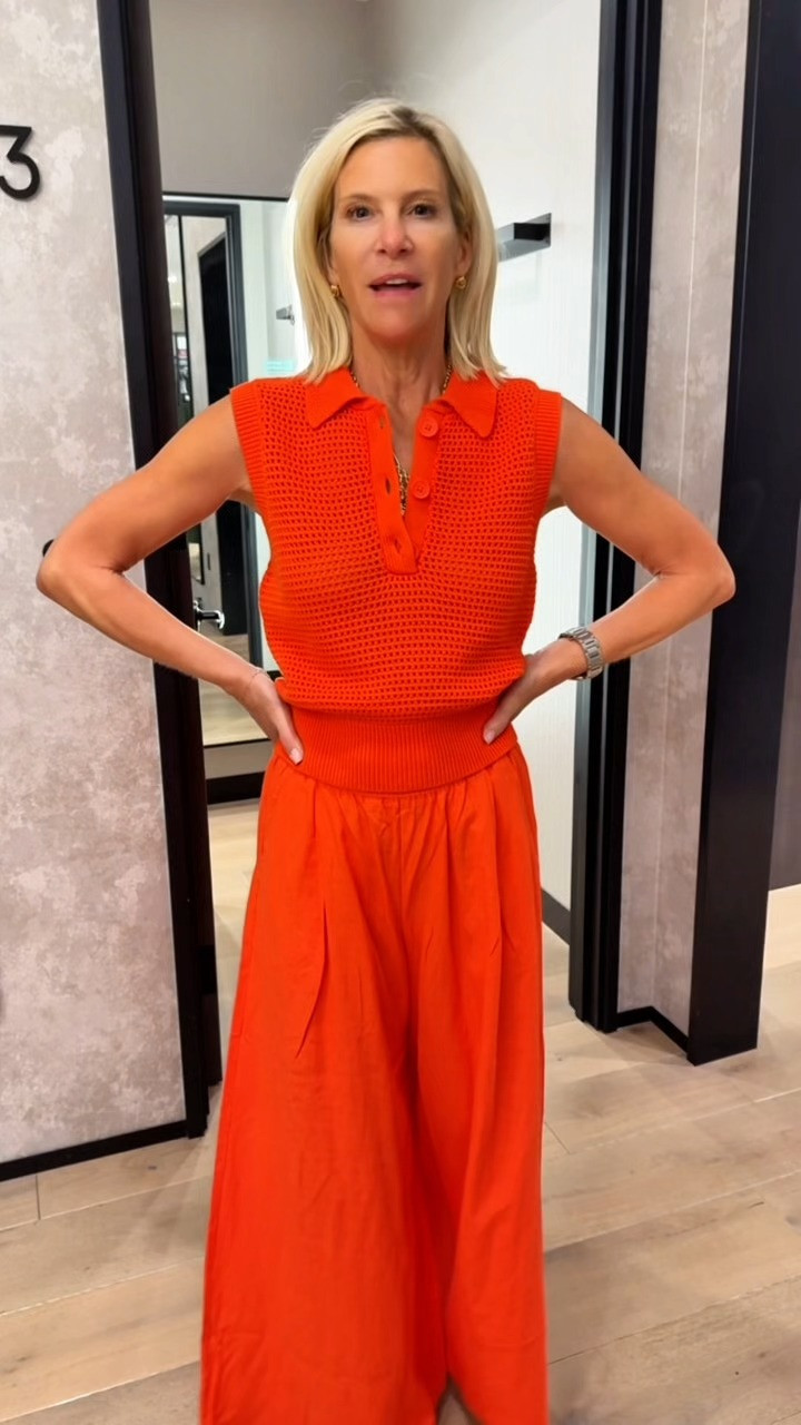 This orange sweater top and wide-leg pant set is one of my favorite summer outfits for vacation dinners, summer events, and warm weather evenings. 

 