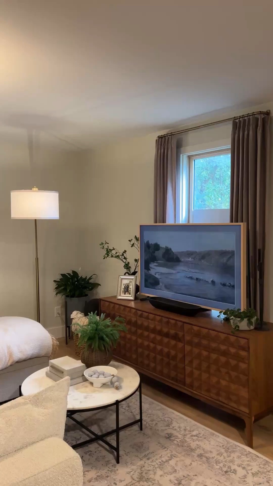 Everything that I can link in my living room is here. I love how it is coming together. ￼

#LTKHome #LTKOver40 #LTKSaleAlert