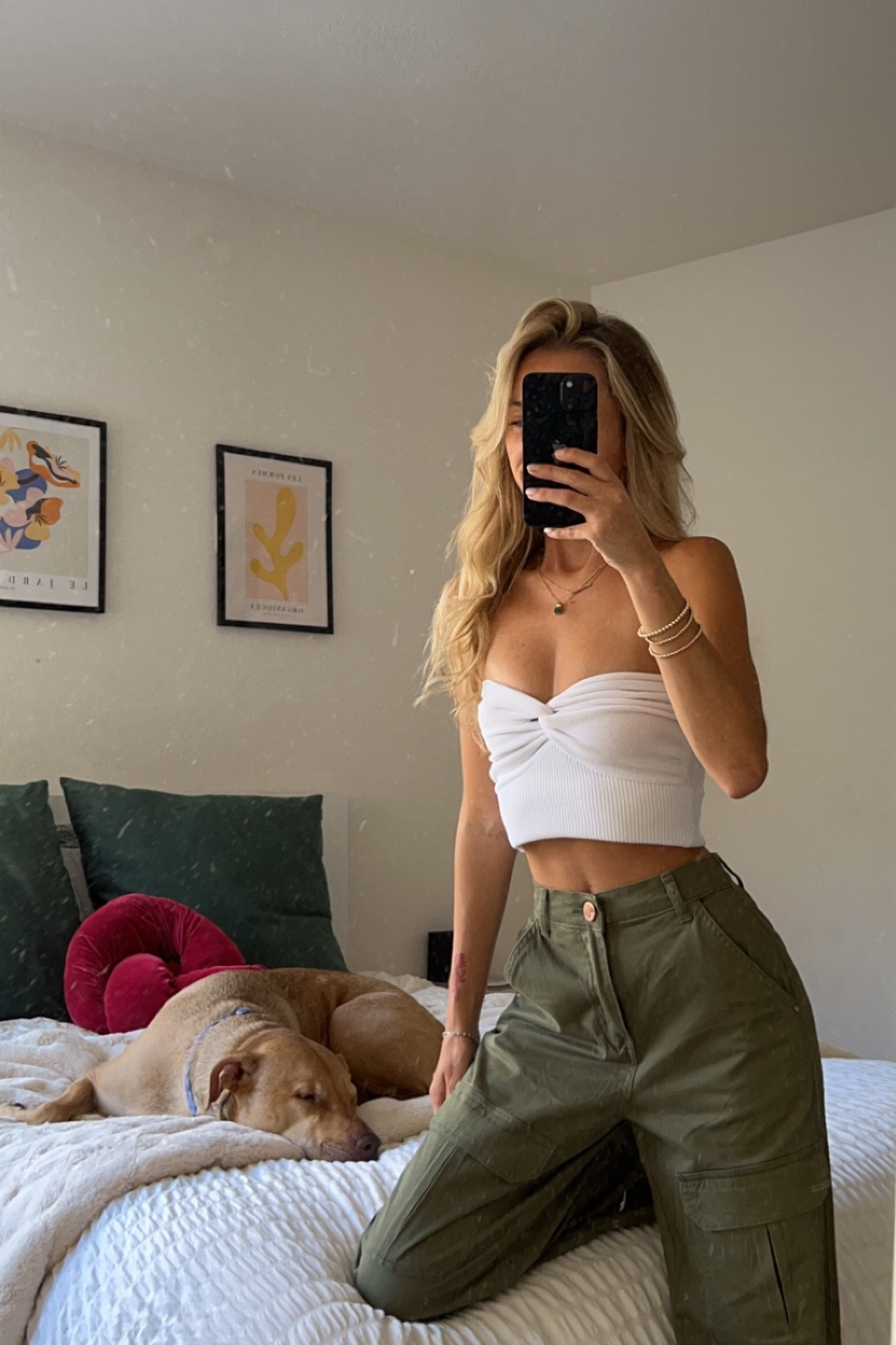 Wall decor and cute fits. Both linked 🫶🤍🎨 my fav cargos + room art 

#LTKstyletip #LTKhome #LTKfindsunder50