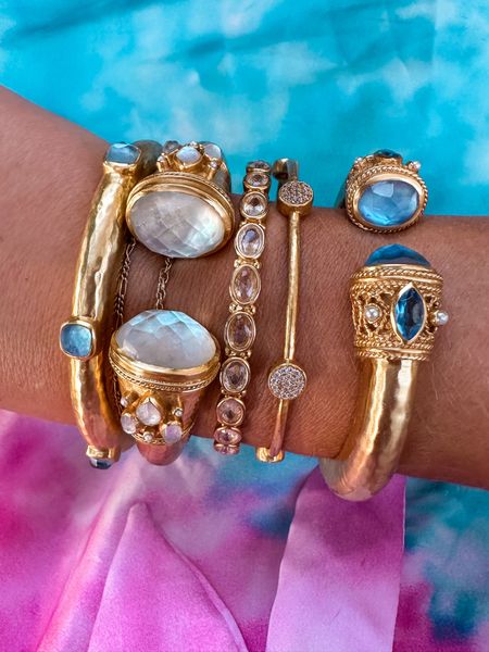 The most gorgeous jewelry pieces! These Julie Vos pieces bracelets and jeweled cuffs are absolutely stunning! These make the perfect gifts too for special occasions✨ Linking some of my favorites here! 