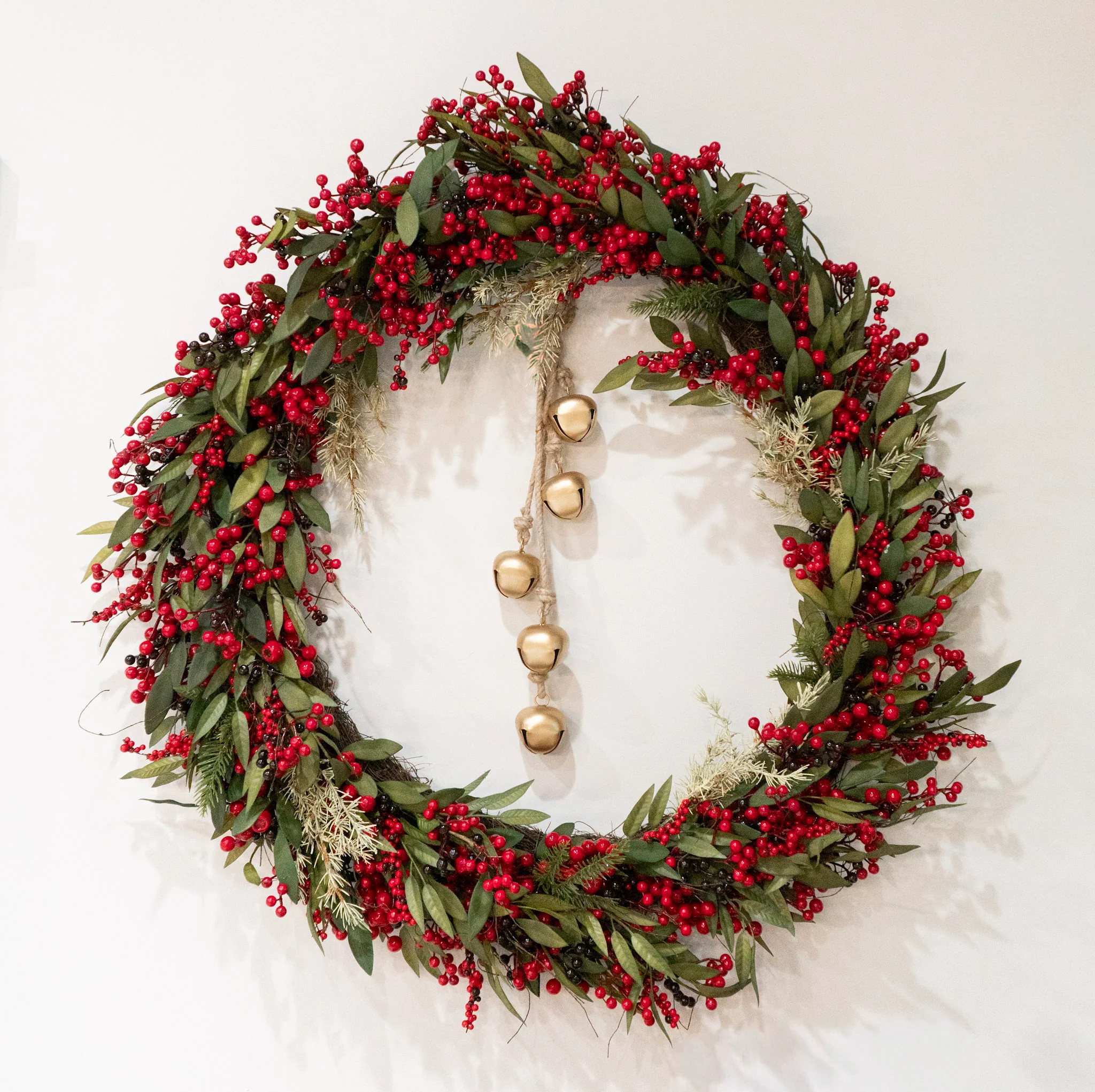40" Spruce Wreath w/Red Berries & Pinecones | Eco Chic Home