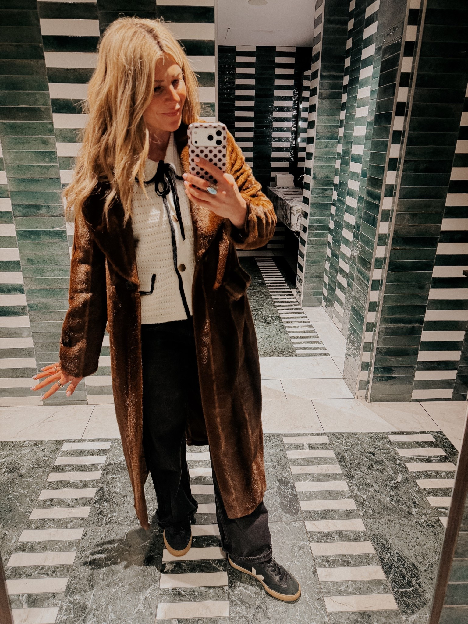 Anthropologie code BROOKE20 for 20%
*$100 purchases, some excluded brands Pack with me for a couple days in New York! 

