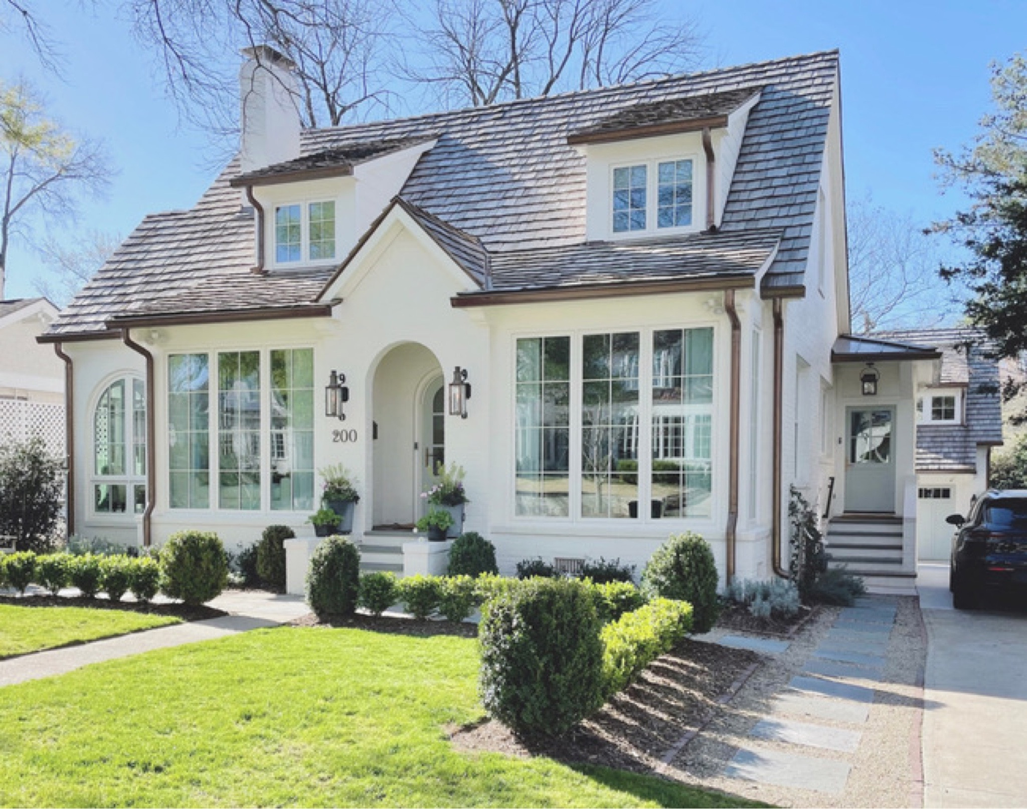 Outdoor planters for the cottage 