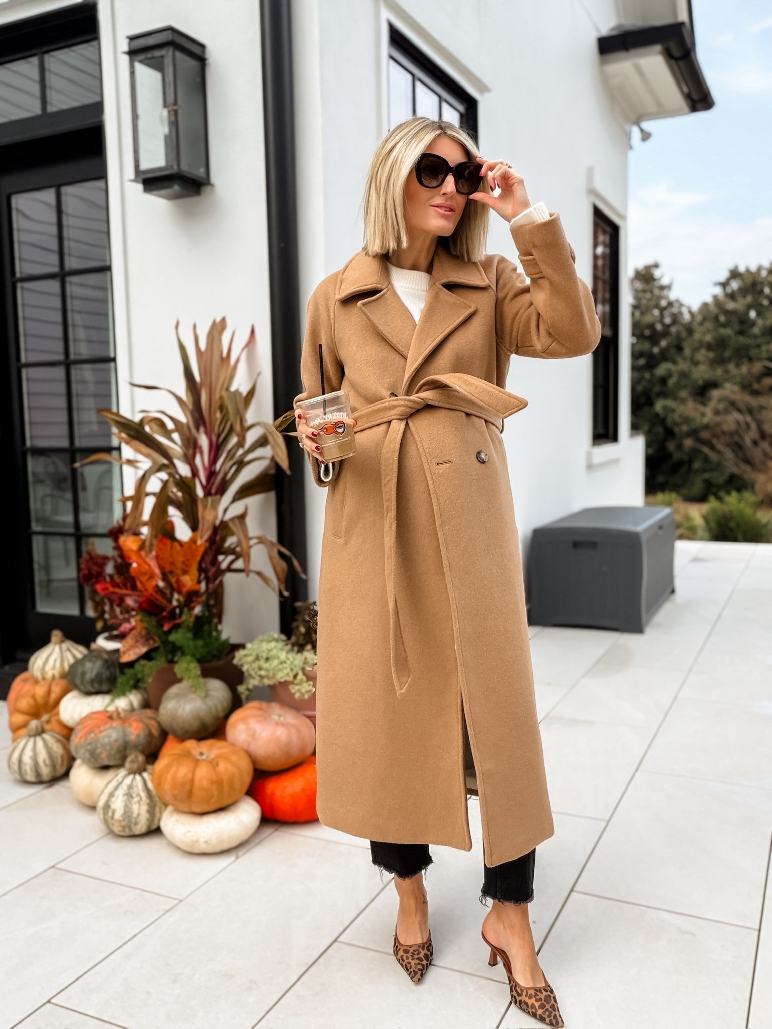 This camel wool coat is stunning and a piece you will have in your closet forever! Wearing an XS!

Loverly Grey, Abercrombie, wool coat, camel coat, winter coat 

#LTKSeasonal