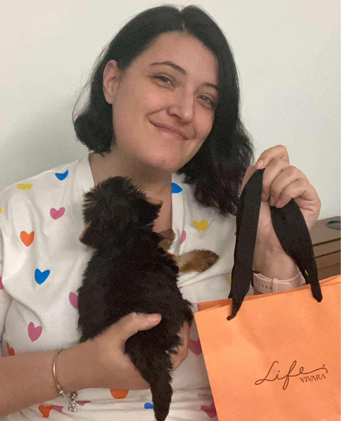 O dia das mães aqui esse ano foi muito mais feliz com a minha filha de 4 patas! 🐶🐾
Ganhei um pingente lindo da Vivara de yorkshire! Sério, melhor presente pra mãe de pet! 

#LTKGiftGuide