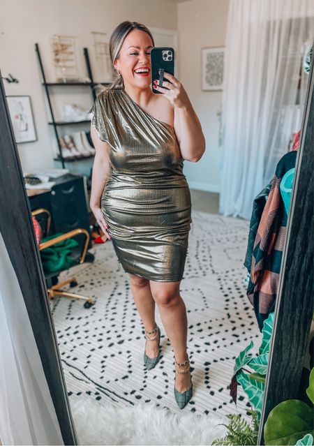 Amazon fashion gold cocktail dress wearing an xl. Has stretch
Plaid chain pumps are tts
Midsize, curvy girl, size 14, winter wedding guest, special occasion dress, New Year's Eve dress, Vegas dress, bachelorette party dress, wedding guest

#LTKwedding #LTKHoliday #LTKcurves