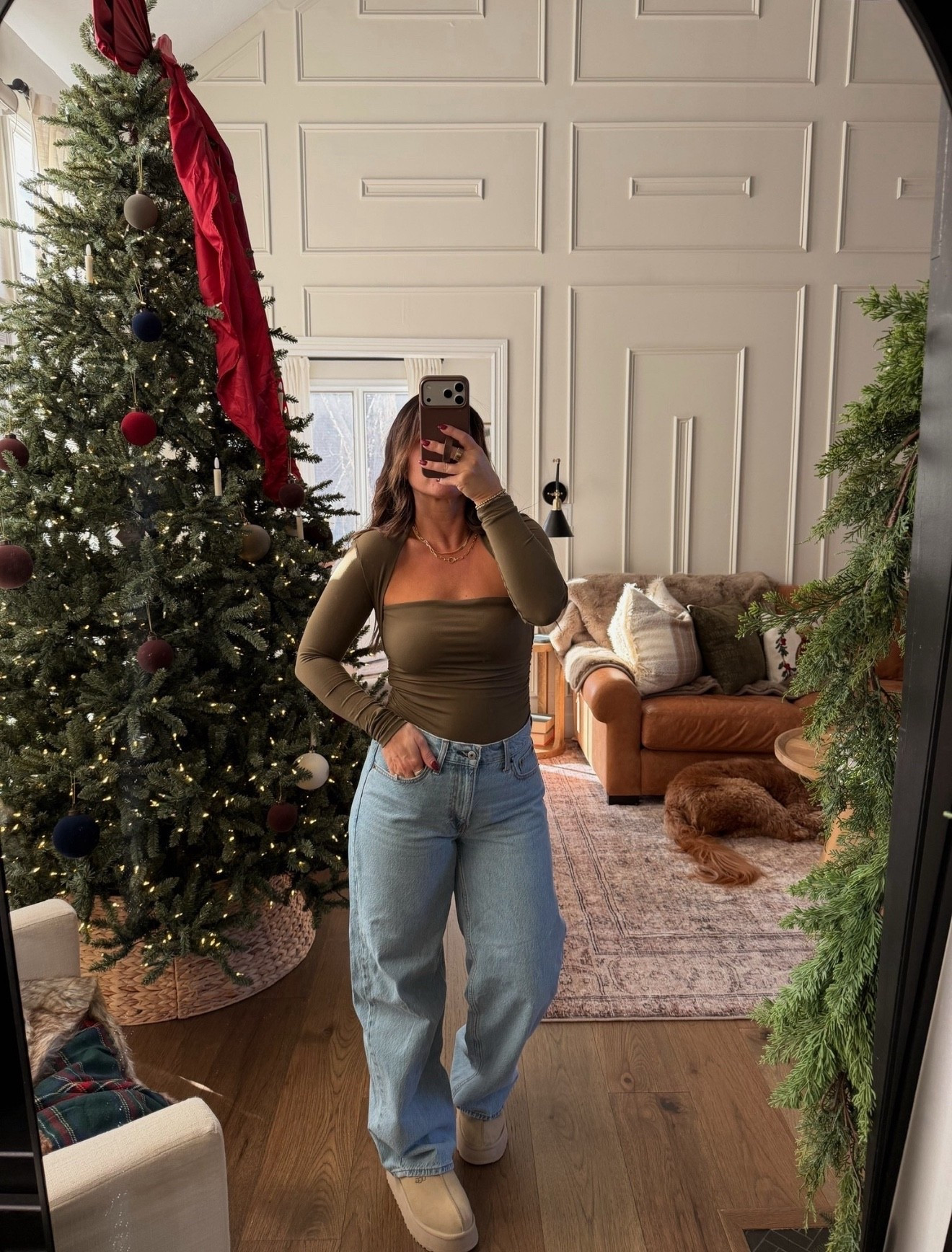 Seamless long sleeves 

#LTKFindsUnder50 #LTKSaleAlert #LTKHoliday