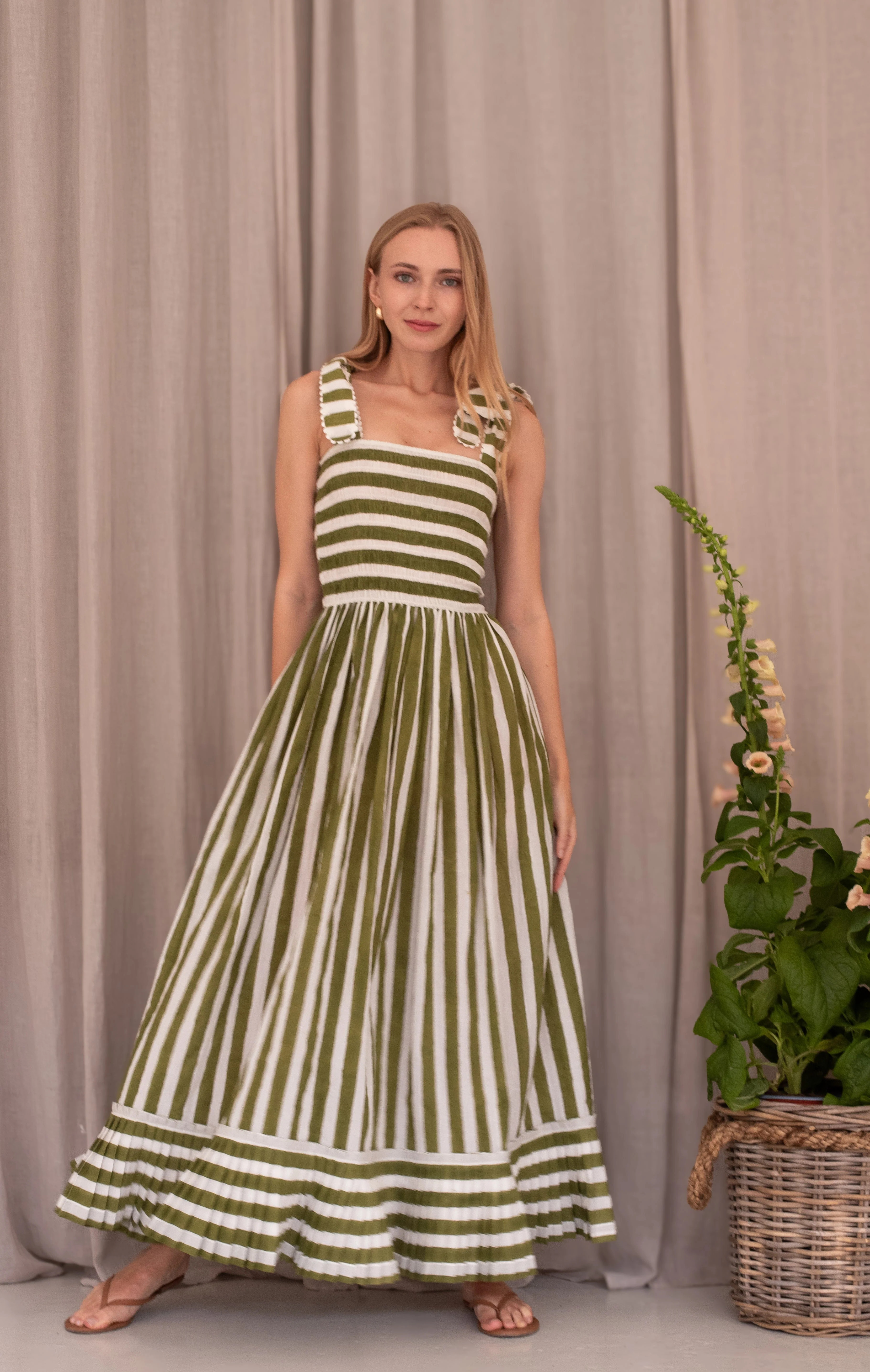 Gretchen Dress | Modatrova