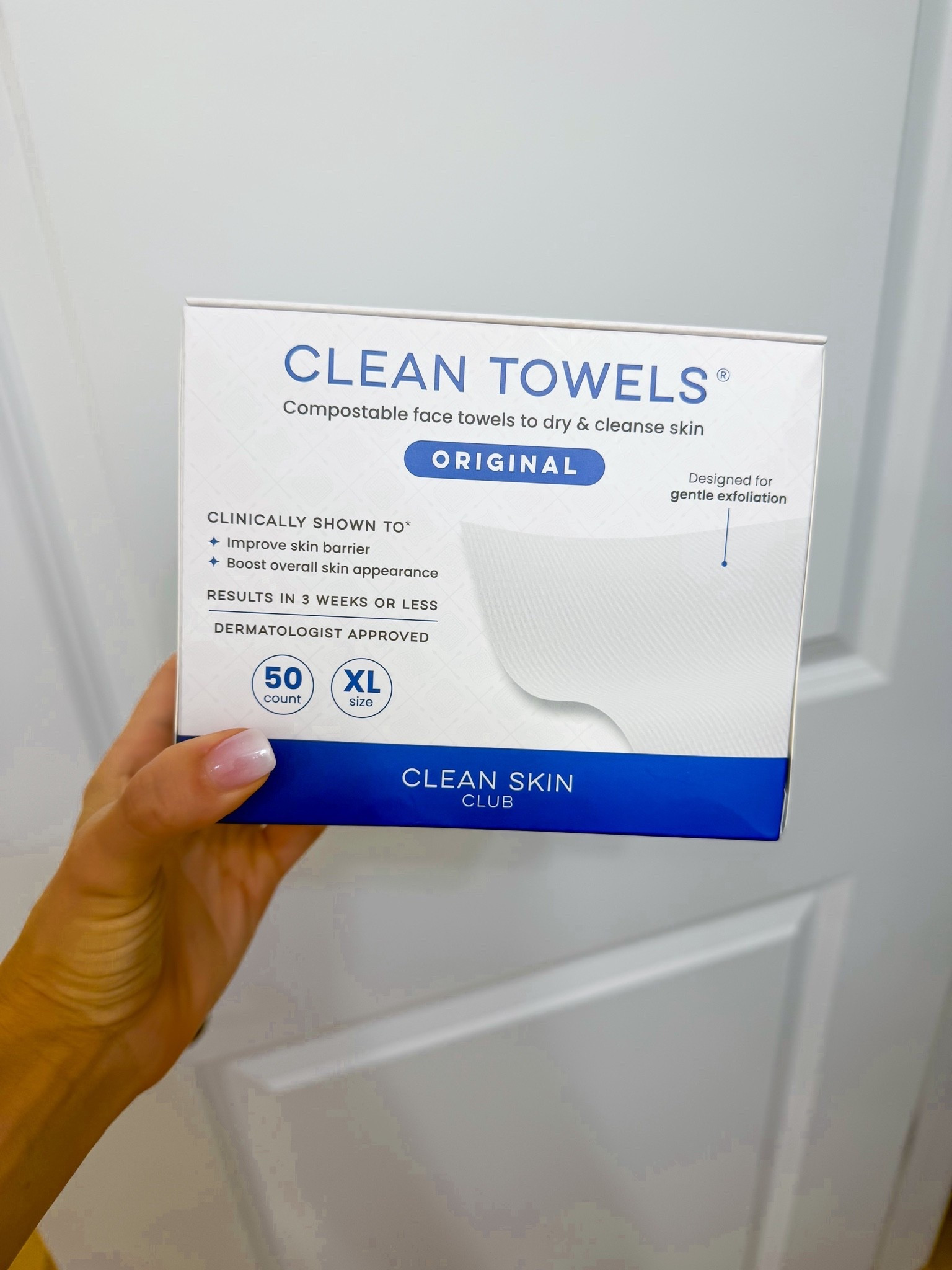Clean Towels are now at Target! I have been using these for YEARS! So good for repairing your skin barrier and helps prevent breakouts! I use these at night take help take my makeup off. @Target

#LTKstorytime #LTKselfcare #LTKBeauty