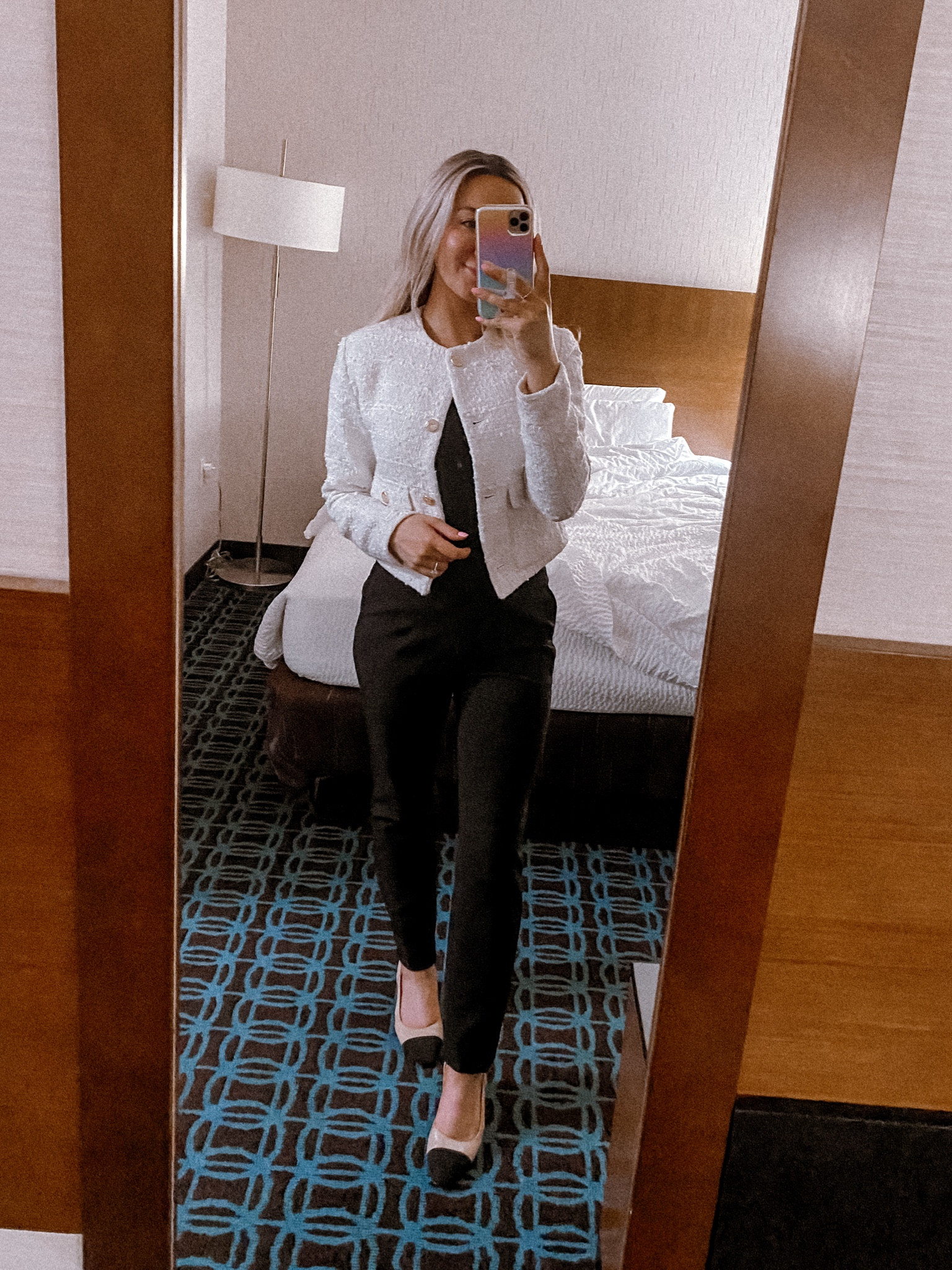 Workwear outfit! 
XS in the bodysuit 
XS in the tweed jacket
XXS petite in the bottoms
Sling back heels TTS (the strap slips off a bit so I probably could have done .5 size smaller)

Abercrombie. Express. Amazon  

#LTKworkwear #LTKfindsunder50 #LTKfindsunder100