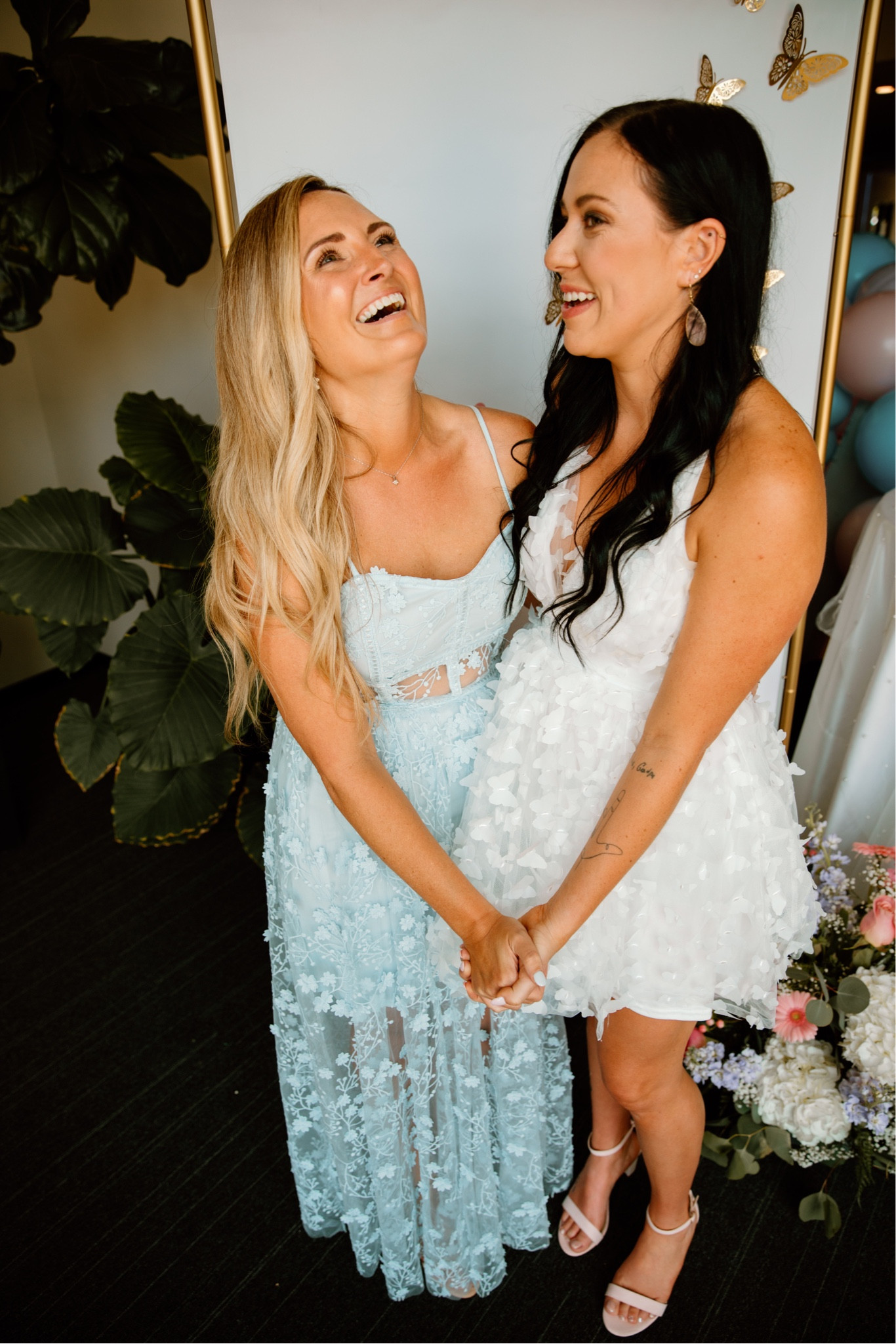 I can’t find the blue anymore 😩… linking the white for y’all because it’s gorgeous too 🤍! 