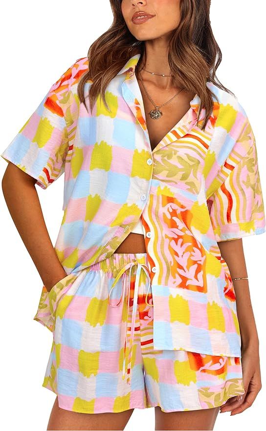 PRETTYGARDEN Women Summer 2 Piece Beach Outfits Printed Short Sleeve Tops Lounge Shorts Casual Tr... | Amazon (US)