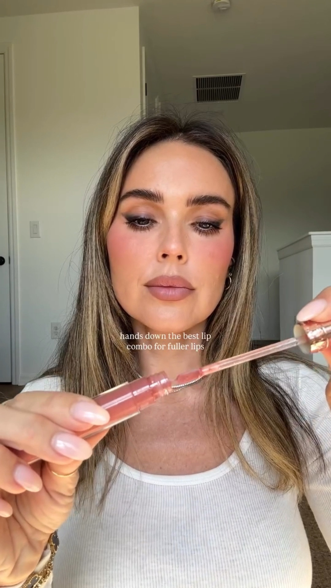 This lip liner has no business being the perfect color (and it’s not even dry like pillow talk?!)

Lip liner iconic nude from Charlotte tilbury 

lip gloss toffee rose from Anastasia Beverly Hills 

#LTKBeauty #LTKgrwm #LTKmorningroutine