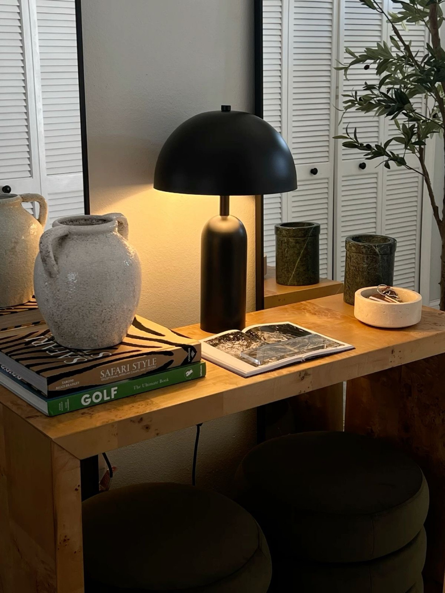 Entry way table from target home design. Target find. Home decor 