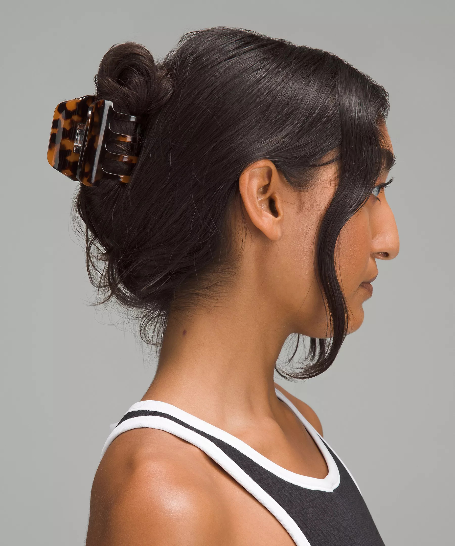Criss-Cross Claw Clip | Women's Accessories | lululemon | Lululemon (US)