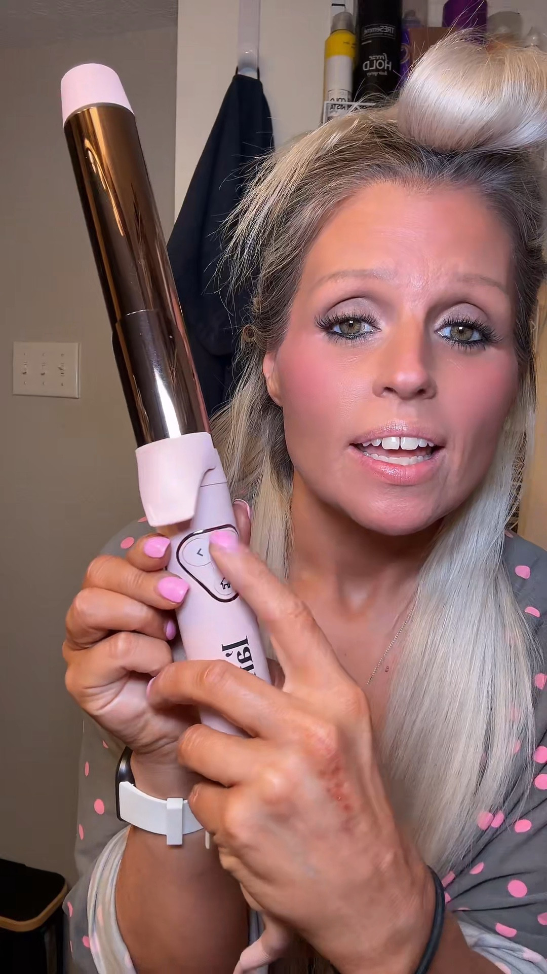 This is my everyday Go-To hair tool! I love this automatic curling iron. It’s such a great quality. Heavy duty, but not heavy at all. You can just feel the quality in it. Long lasting & just hands down a great every day hair tool. I honestly don’t ever see myself changing to a different one. That is how much I love this tool.


#LTKmomlife #LTKBeauty #LTKgrwm