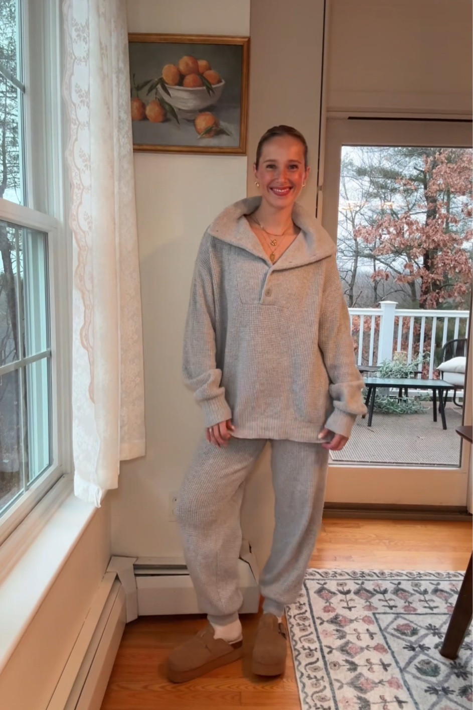 The coziest set from aerie!! Comes in a few other colors. Such a good way to elevate a comfy fit. Wearing a size large in the top and size medium in the pants!