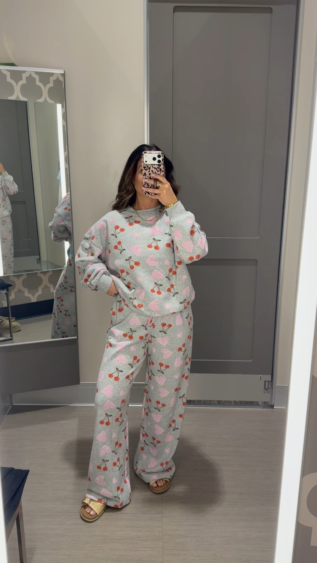 How cute is this outfit🍒💕❤️

#LTKootd #LTKgrwm #LTKValentine