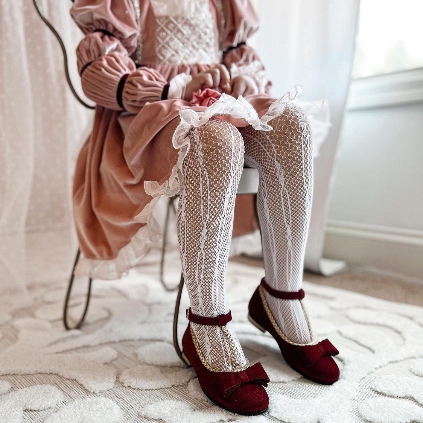 Lara Lace Tights | petite maison kids