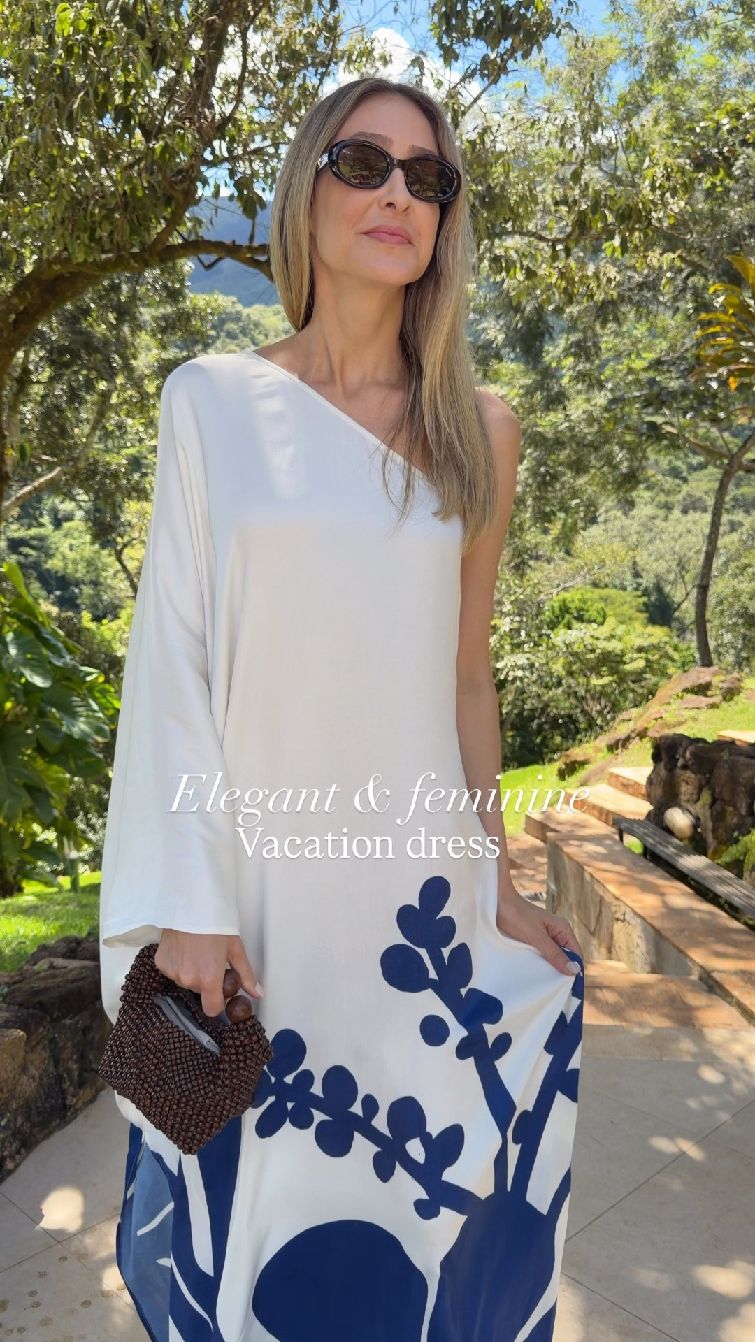 Gorgeous and elegant summer dress 
I am in love 
Runs tts , wearing a size , wearing a size small 


#LTKTall #LTKOver40 #LTKTravel