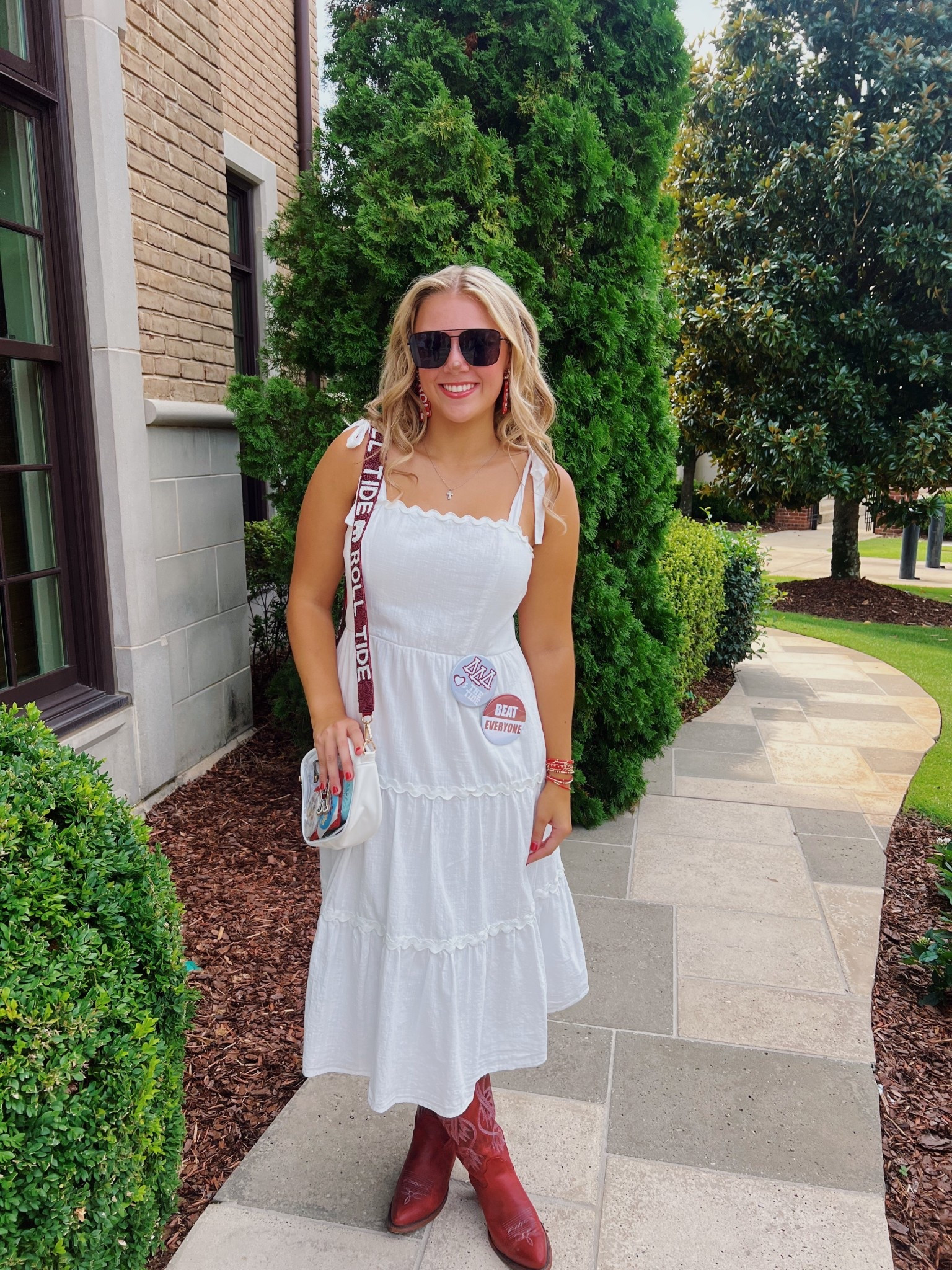 First Alabama Gameday!!! Roll Tide!!! ❤️🤍🐘

#LTKStyleTip