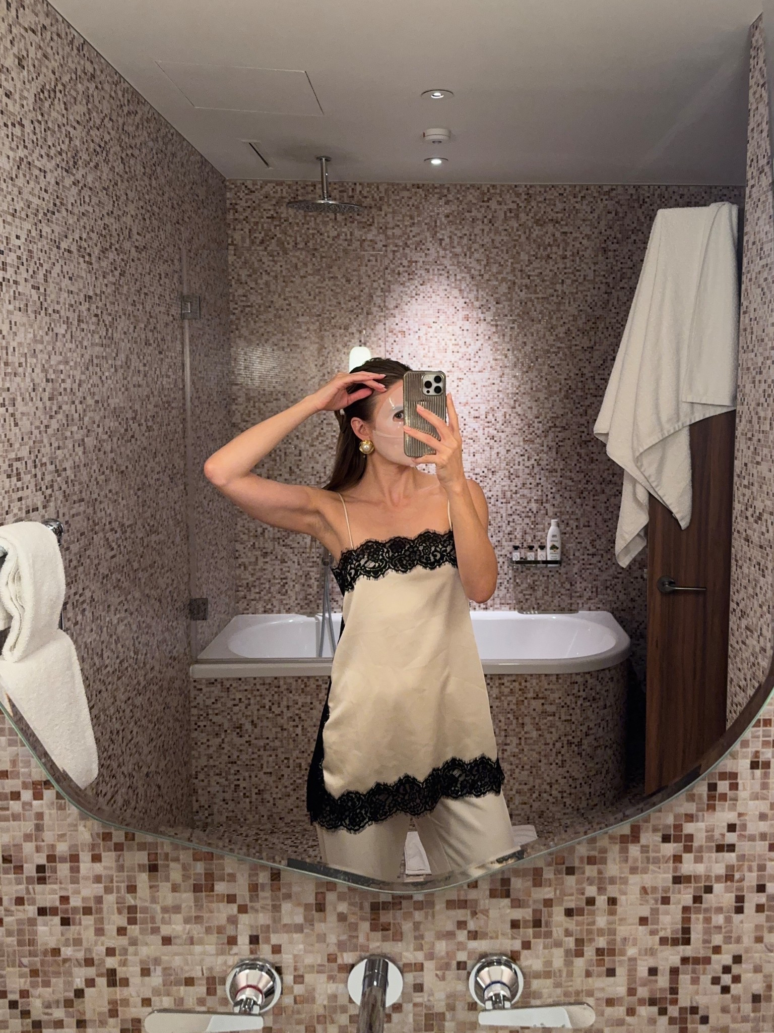 Wearing XS in this Zara lace top! #zara #lacetop 

#LTKsummer #LTKaustralia #LTKpartywear